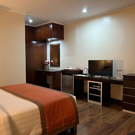 Subic Residencias Olongapo Zewnętrze zdjęcie
