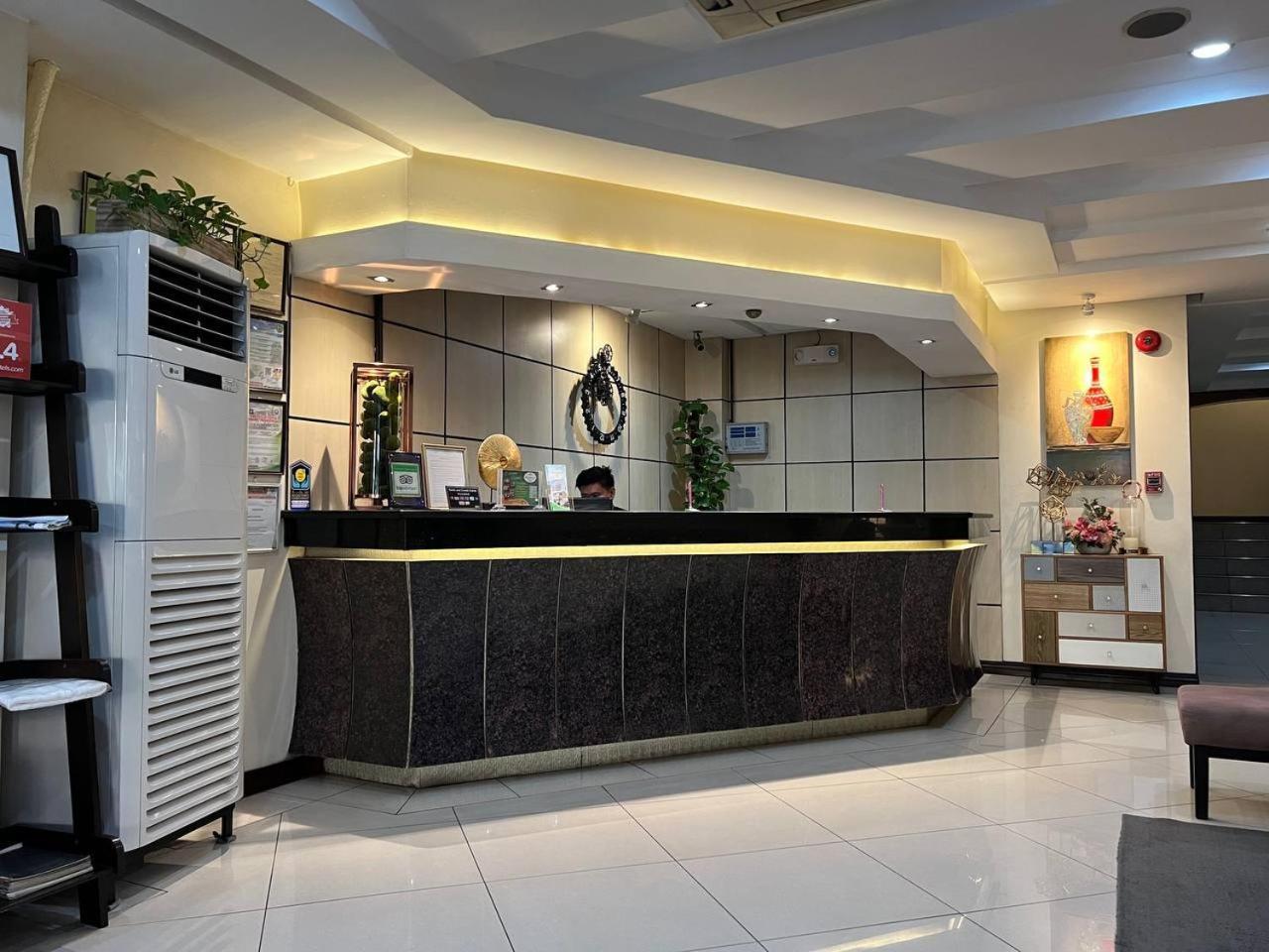 Subic Residencias Olongapo Zewnętrze zdjęcie