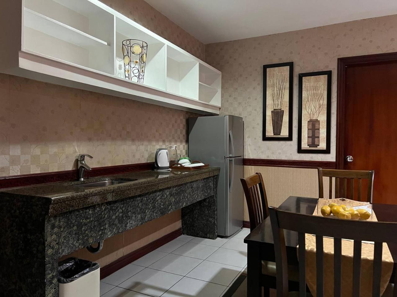 Subic Residencias Olongapo Zewnętrze zdjęcie