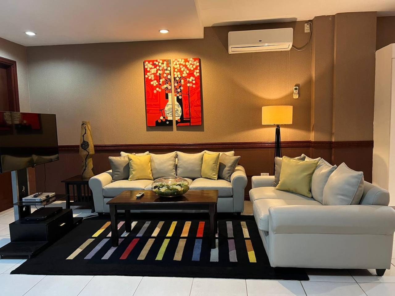 Subic Residencias Olongapo Zewnętrze zdjęcie